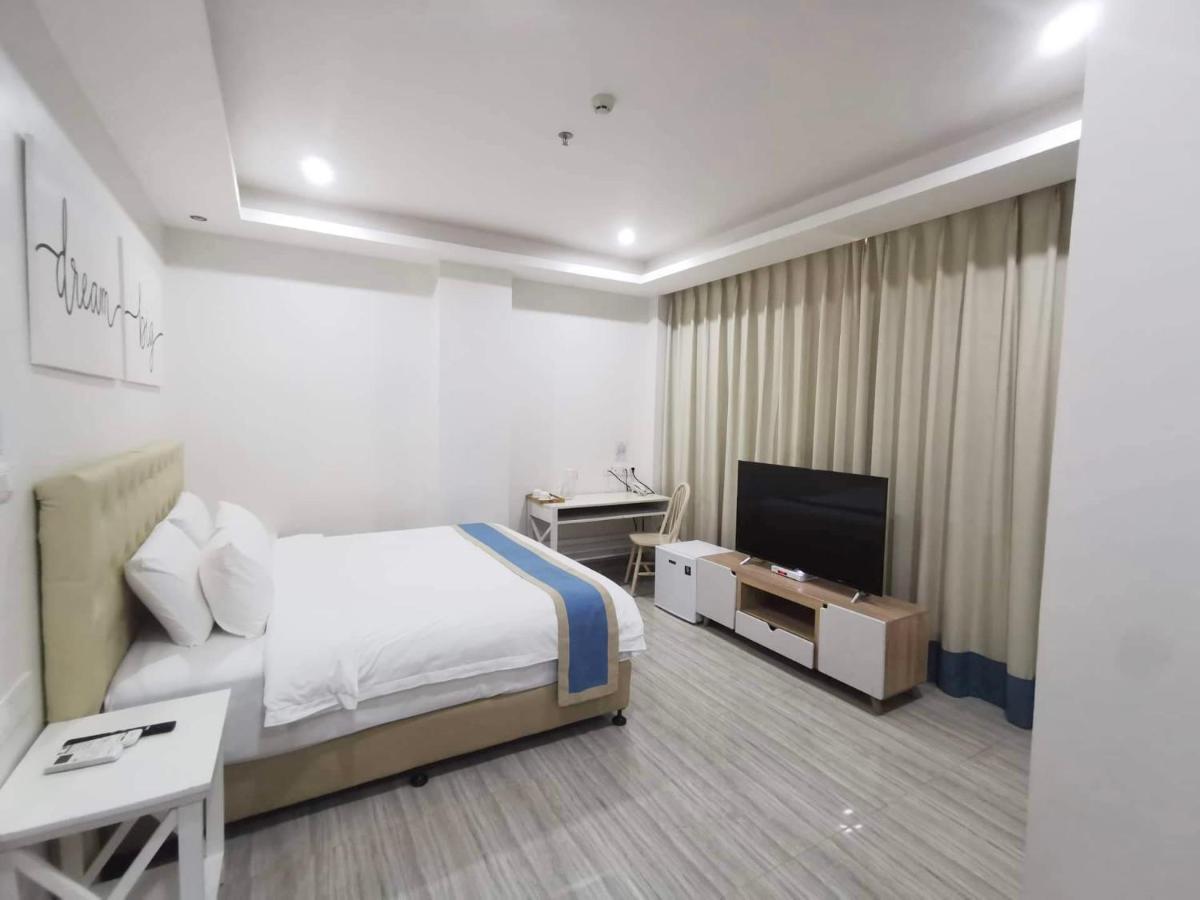 Hampton Suites Davao City Εξωτερικό φωτογραφία